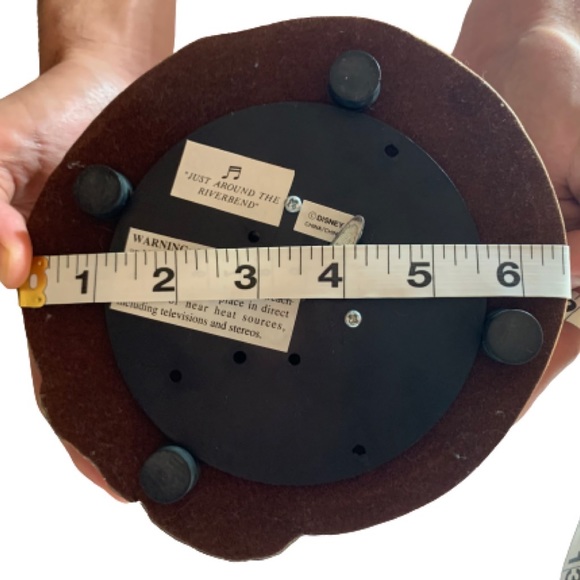 RARE Vintage Disney Pocahontas Snow Globe Meeko - Picture 5 of 10